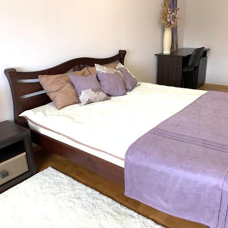 Центр. Поруч Парк Та Став Apartment Ternopil Exterior foto