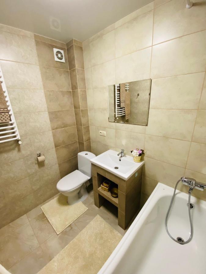 Центр. Поруч Парк Та Став Apartment Ternopil Exterior foto
